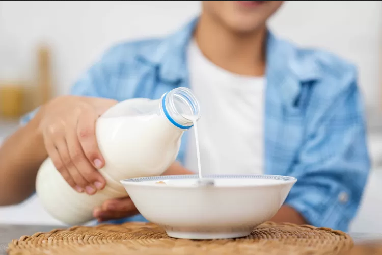 Cara Efektif Menambah Berat Badan dengan Mengkonsumsi Susu yang Tepat