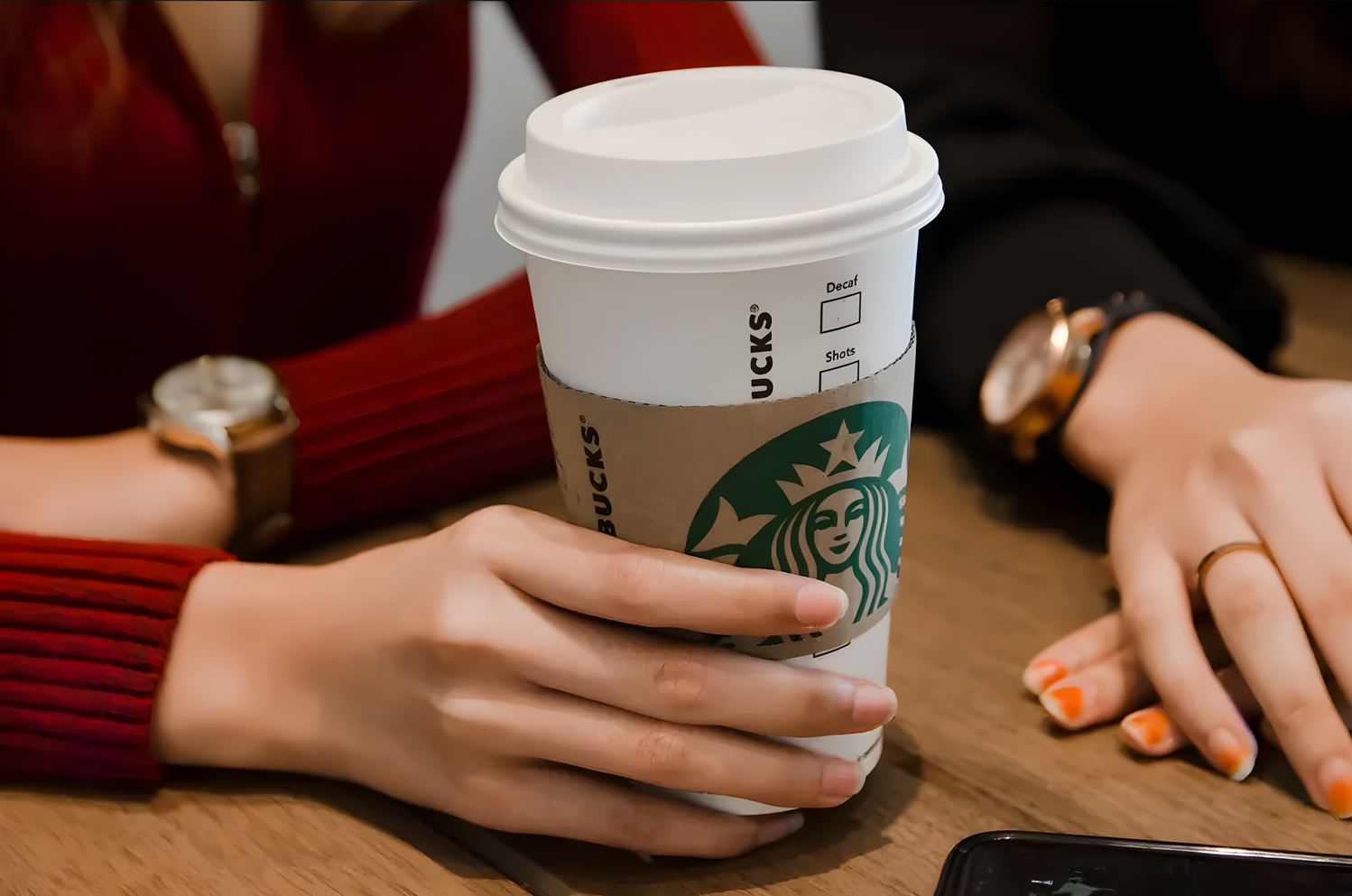 Mengenal Produk Starbucks: Beragam Pilihan Minuman dan Camilan